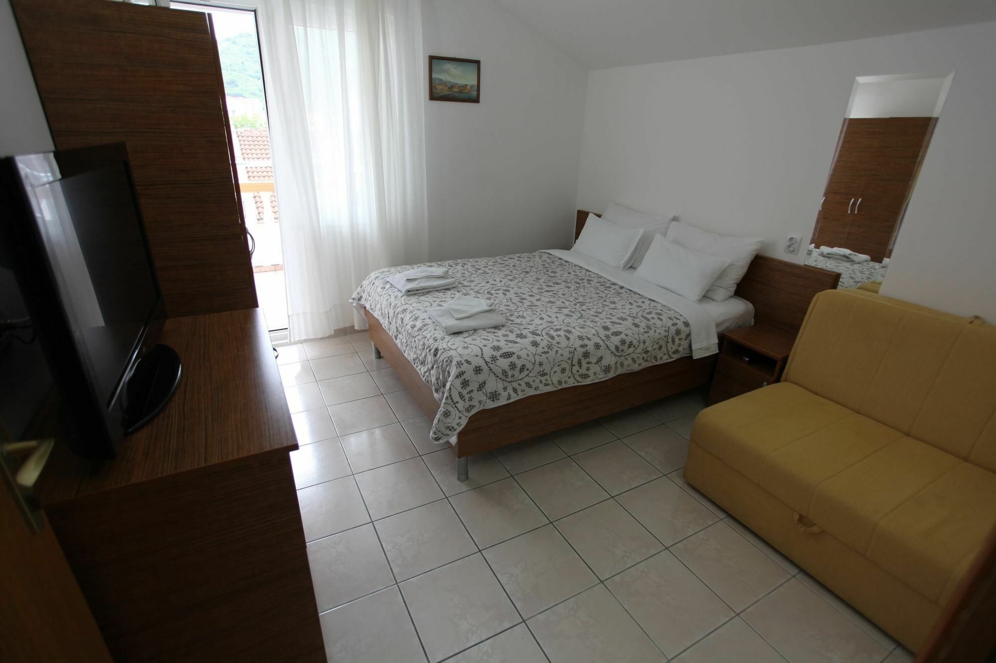 Apartments Memidz Budva Buitenkant foto