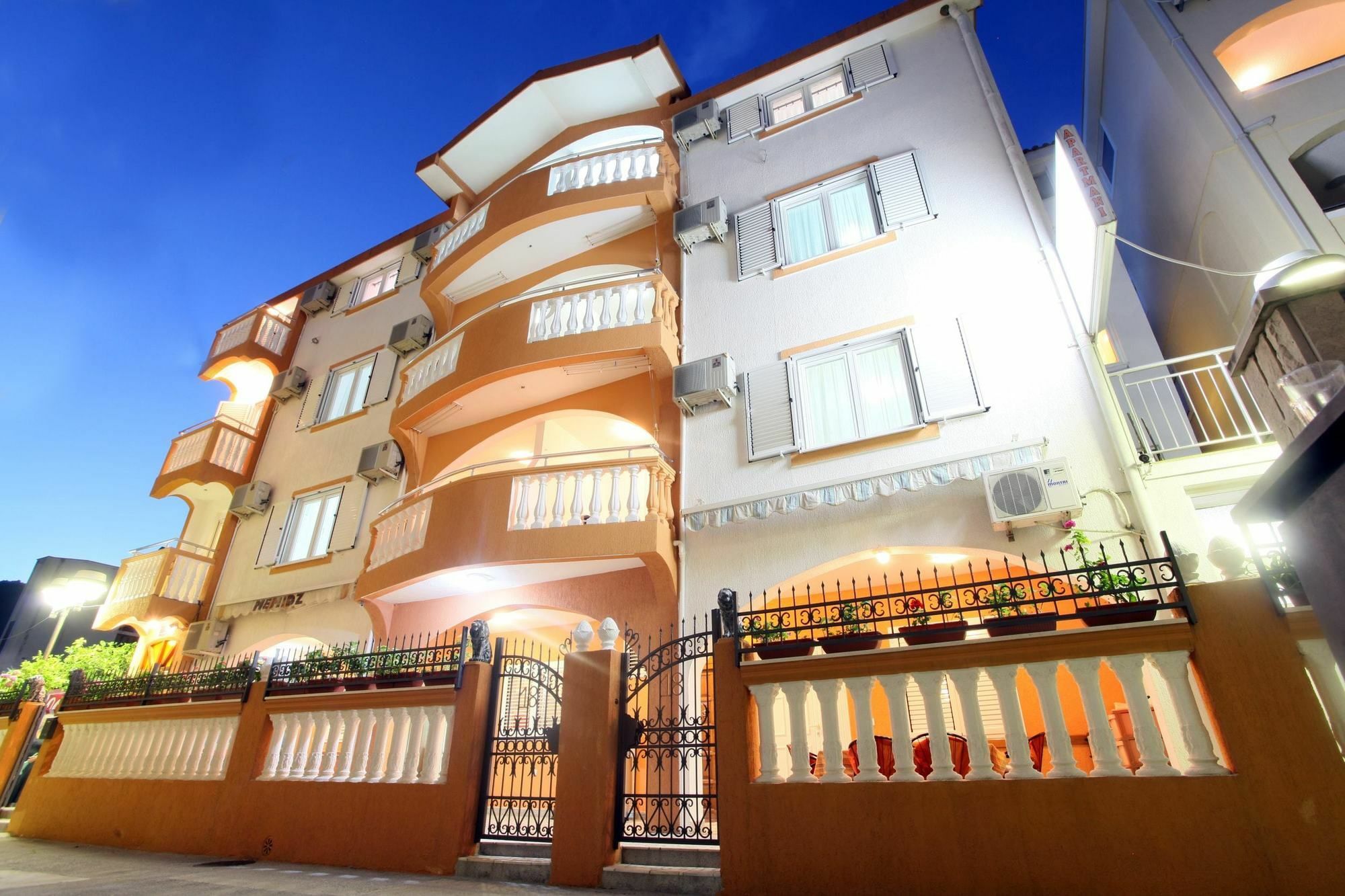 Apartments Memidz Budva Buitenkant foto